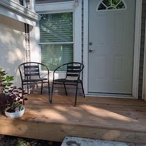 Bright And Cozy Lighthouse Cottage In Greenville Sc Exterior photo