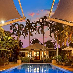 Hotel The Pearle Of Cable Beach à Broome Exterior photo