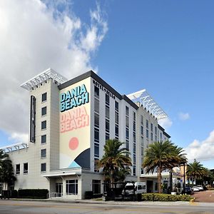 Hotel Dello Ft Lauderdale Airport, Tapestry Collection By Hilton Dania Beach Exterior photo