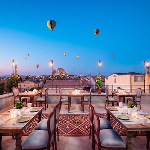 Hotel Cappadocia Pyramid Stone House à Uçhisar Exterior photo