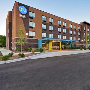 Hotel Tru By Hilton Sterling Heights Detroit Exterior photo