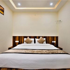 Hotel Ravi Residency Bharatpur Exterior photo