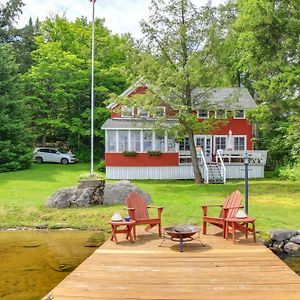 Villa Authentic 1912 Adirondack Lake Camp With Fire Pit à Stratford Exterior photo