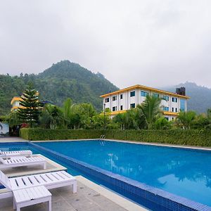 Siddhartha Riverside Resort, Chumlingtar Makaising Exterior photo