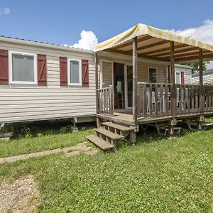 Mobile Home In Centre-Val De Loire With Pool Chaumont-sur-Loire Exterior photo