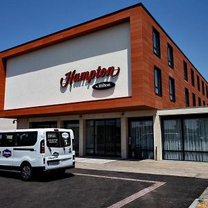 Hotel Hampton By Hilton Toulouse Airport à Blagnac Exterior photo