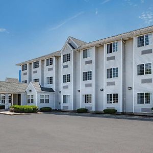 Hotel Super 8 By Wyndham Joliet Exterior photo