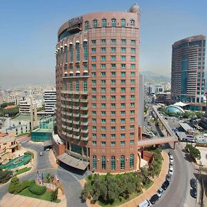 Hilton Beirut Metropolitan Palace Hotel Exterior photo