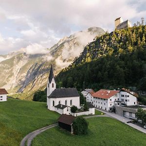 Hotel Gasthof Kronburg à Zams Exterior photo