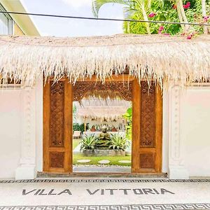 Villa Vittoria Bali Seminyak Exterior photo
