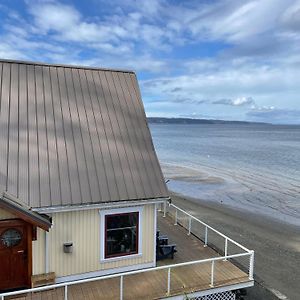 Villa Whidbeybeachhouse, An Oceanfront Getaway On A Private Beach à Langley Exterior photo