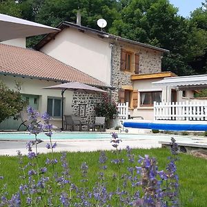 Villa Joli Gite Rural Dans Un Havre De Paix à Saint-Bonnet-le-Troncy Exterior photo