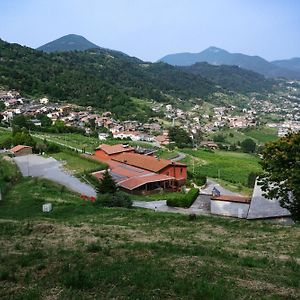 Hotel Agriturismo Podere Cavaga Lago D'Iseo Agribio Winery à Foresto Sparso Exterior photo