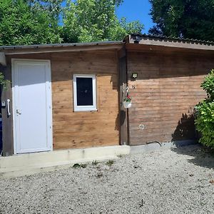 Villa Holiday Chalet 2 Set In Country Side à Bouteilles-Saint-Sébastien Exterior photo