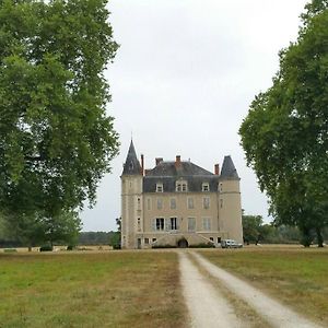 Villa Belle Dependance Du Chateau : Le Logis à Ardentes Exterior photo