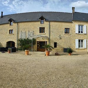 Bed and Breakfast La ferme aux chats à Formigny Exterior photo