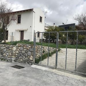 Villa Papa-Antonis Stone House à Zarós Exterior photo