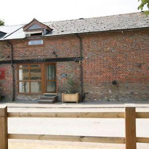 Villa The Old Stables à Leighton Buzzard Exterior photo