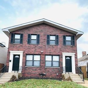 Appartement Spacious 5Br & 3.5Ba Minimalist Haven In Stl à Saint-Louis Exterior photo