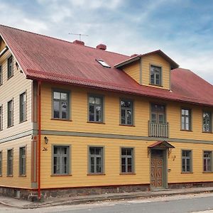 Avar Ja Hubane Stuudiokorter Kesklinnas Viljandi  Exterior photo