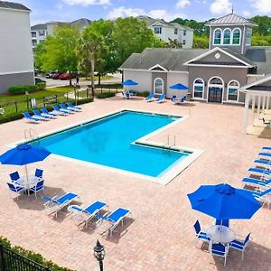 Appartement Newly Renovated First Floor 3Bed & 2 Bath, Outdoor Pool, 10-Min To Disneyworld & Animal Kingdom! à Kissimmee Exterior photo