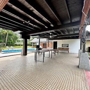 Villa Wooden Retreat Port Dickson à Kampung Teluk Kemang Exterior photo