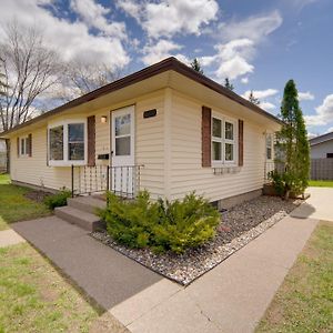 Sunny Cloquet Home, 2 Mi to St Louis River! Exterior photo