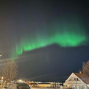 Appartement Leilighet Ved Porten Til Senja à Finnsnes Exterior photo