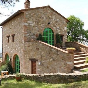 Appartement Studio Mit Balkonblick Ins Bergige Gruene à Monte Vibiano Vecchio Exterior photo