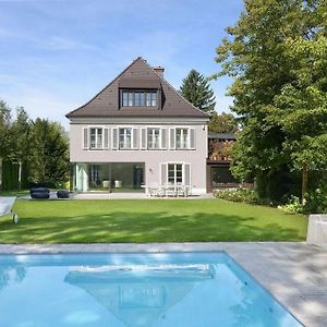 Appartement House With Private Pool And Garden à Munich Exterior photo