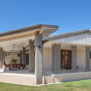 Your Home At Southside Central - Family Friendly. Bundaberg Exterior photo