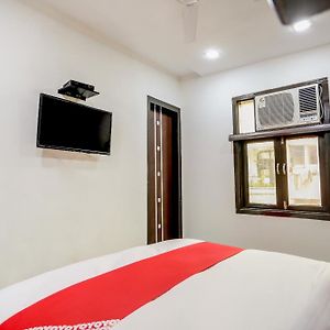 Hôtel OYO 37915 Anshun Residency à New Delhi Exterior photo