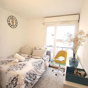 Cozy Room With Private Bathroom Near Paris Ladefense Arena Courbevoie Exterior photo