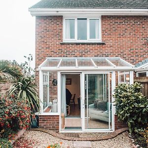 Villa Chalkhill View - Idyllic Sea Views Parking à Wyke Regis Exterior photo