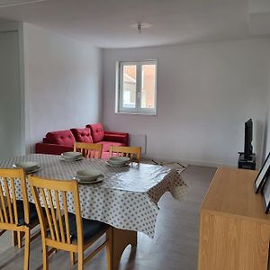 Appartement 70 M² Spacieux Et Lumineux à Calais Exterior photo