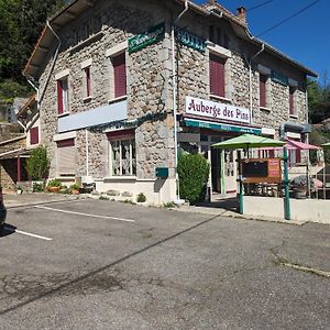 Hotel Auberge Des Pins à Aubenas Exterior photo