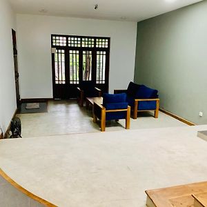 Appartement House For Rent -Near Colombo à Gampaha Exterior photo