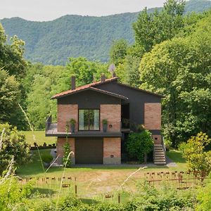 Villa Can Baseia - amb jardí i accés privat a La Fageda à Santa Pau Exterior photo