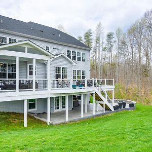 Lakefront Fredericksburg Home With Deck And Fire Pits! Exterior photo