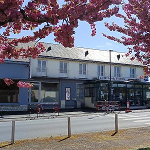 Hotel Le Relais Du Velors à Beaumont-en-Véron Exterior photo