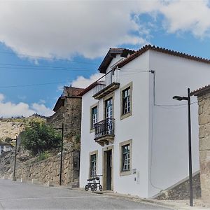 Villa Lagarto Pintado Casa N'Aldeia à Castelo Novo Exterior photo