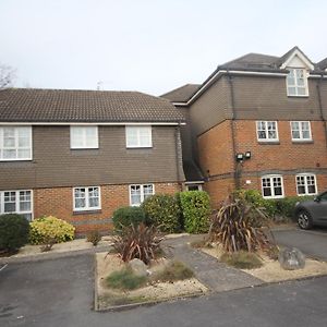 Appartement Colham Place à Hillingdon Exterior photo