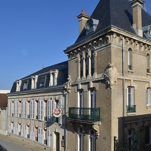 Hotel Castel Jeanson Ay-Champagne Exterior photo