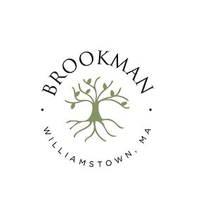 Berkshire Vacation Rentals: The Brookman: Renovated 6000 Sf Estate On 40 Acres Williamstown Exterior photo