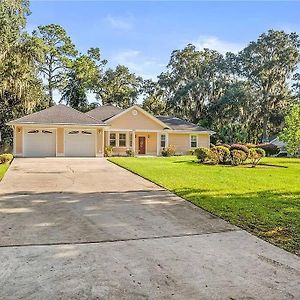 Executive Home Retreat! Beaufort Exterior photo