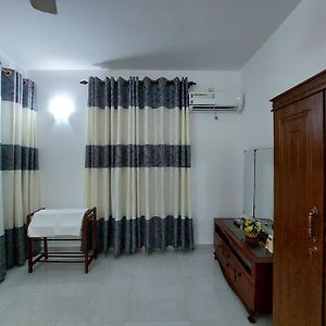 Comfortable Stay In Colombo Rajagiriya Exterior photo