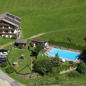 Hotel Pension Gasthof Haselstaude à San Leonardo in Passiria Exterior photo