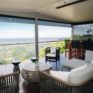 Flaxton Residence With Spectacular Coastal Views Montville Exterior photo