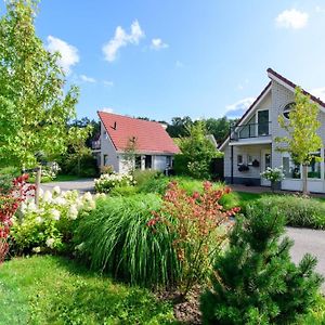 Villa De Mors Bungalow Nabij Zwembad En Golfbaan à Delden Exterior photo