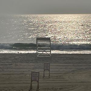 Room Near The Beach And Pier Village Long Branch Exterior photo